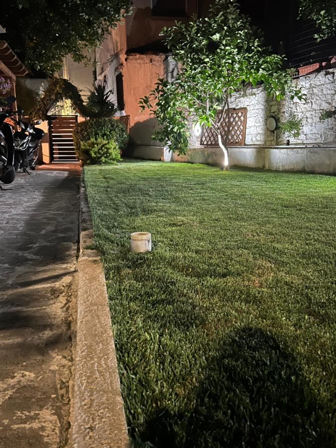 Alkistis House *