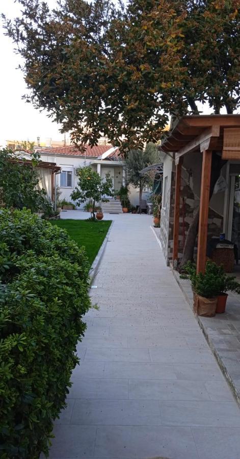 Alkistis House *