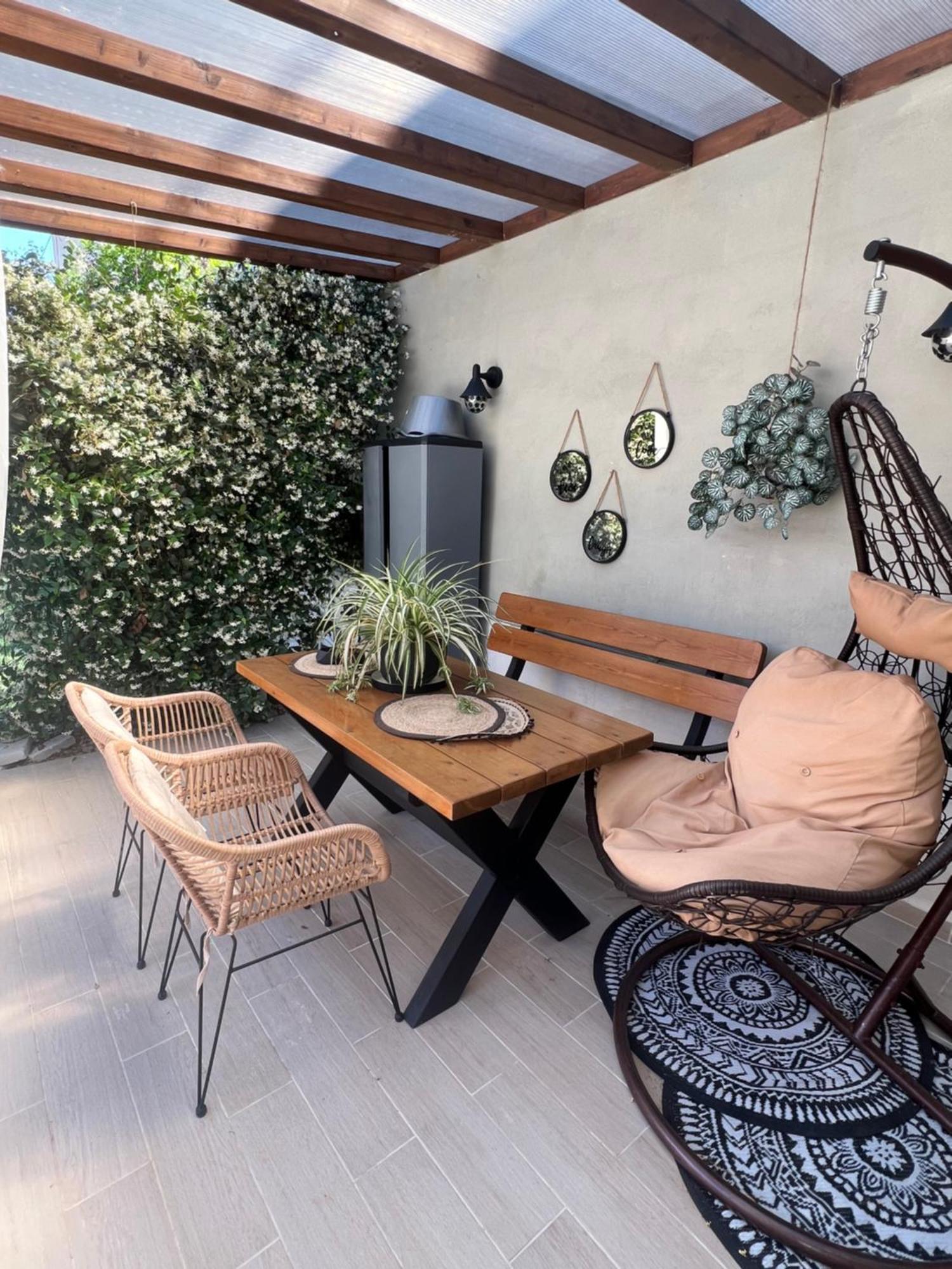 Alkistis House *